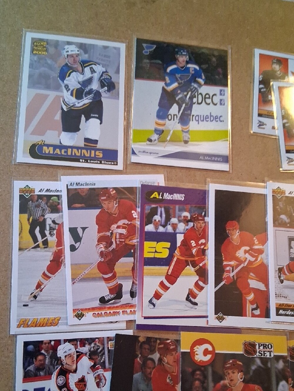 Al MacInnis Hockey Cards - Red & White - Picture 3 of 11